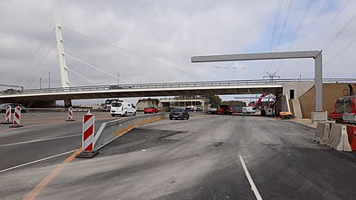 Le pont haubané sur la A1 en octobre 2021.