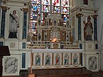 L'église paroissiale Saint-Alban : le maître-autel.