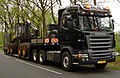 Седельный тягач Scania R500 с низкорамным полуприцепом