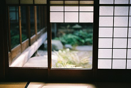 Yukimi shojis' translucent sections often slide, like sash windows, for privacy (left, open; right, closed; center, partly open). This is called a suriage or agesage shoji (摺上, 上下障子).[75][41]