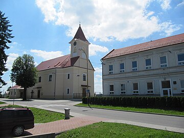 Kirche St. Josef und Alte Schule