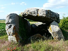 Les deux dolmens…