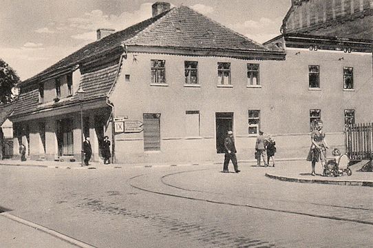 Kneiding's house with restaurant Wendel, ca 1940