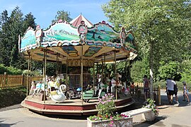 Carrousel 1900 au Parc Ange Michel.