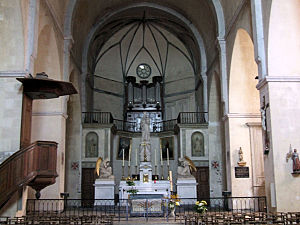 Le chœur de l'abbatiale.