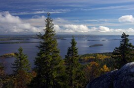 Vue du sommet de la montagne Koli.