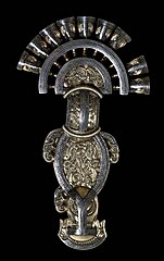 Lombardic brooch