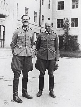 Claus von Stauffenberg met Albrecht Ritter Mertz von Quirnheim, juni 1944