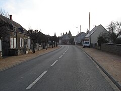 La route de La Châtre en direction du Châtelet en 2012.