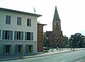 Kirche (Backsteinkirche) und Kirchhofmauer