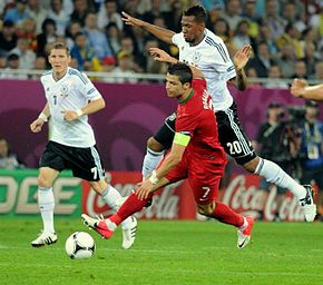 L'équipe d'Allemagne avec J.Boateng, face au Portugal de Cristiano Ronaldo, lors de l'Euro 2012