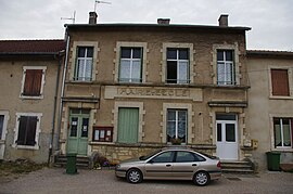 The town hall in Lahayville