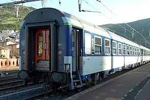 Voiture-couchettes Corail.