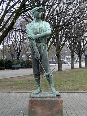 Bronze sculptor Aufbauhelfer, 1952-1953