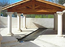 Le vieux lavoir.