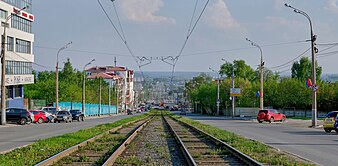 Вид на юг от пересечения с Красногеройской улицей