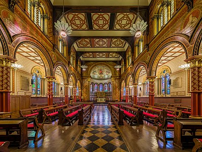 King's College London Chapel facing the altar, by Diliff