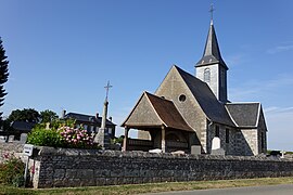 The church in Morgny-la-Pommeraye