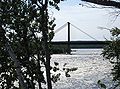 Vue sur la rivière Rupert et le pont de la Route de la Baie James enjambant la rivière.