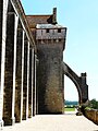 Les contreforts du transept, côté sud.