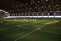 Match de soccer dans le stade intérieur