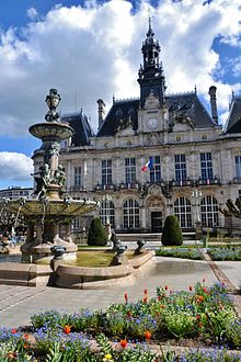 photographie de la façade de la mairie de Limoges