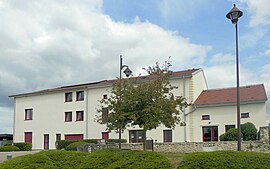 The town hall and school in Haréville