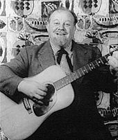 Singer Burl Ives