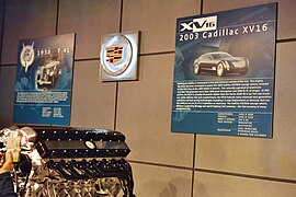 Exposition du moteur de la Cadillac Sixteen, AutoWeek's Best in Show.