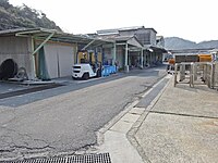 猪子島の水産加工場