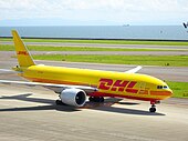 ボーイング777F（DHL塗装）