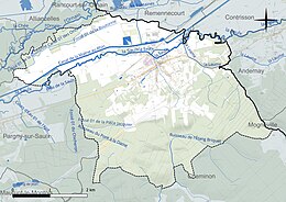 Carte en couleur présentant le réseau hydrographique de la commune