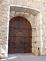 Porte de la cour d'honneur (depuis l'intérieur).