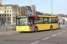 Transit 2000 sur châssis Scania L94 UBX2.