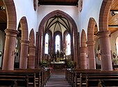 Intérieur de l'église Saints-Pierre-et-Paul.