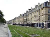 Quai des Salinières, quai de la monnaie et quai Sainte-Croix : partie sud du port de la lune.