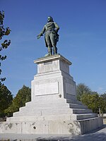 Statue du général Jean-Étienne Championnet