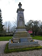 Le monument aux morts pour la patrie.