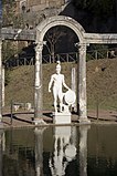 Syrischer Bogen im Garten der Villa Adriana in Tivoli