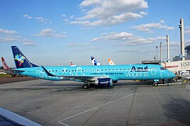 Azul's Embraer 195 in a special Azul Viagens (the airline's travel operator) livery