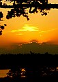 Coucher de soleil sur l'île Heposari (ru) du lac Ladoga.