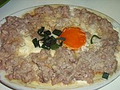 Steam minced pork topped with salted egg and green onion