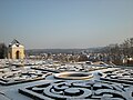 Jardins à la française sous la neige.