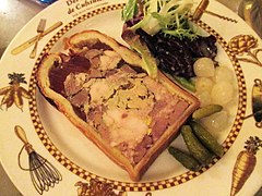 Pâté en croûte lyonnais.