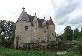 Le manoir de la Poissonnière, en calcaire.