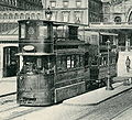 Tramway à air comprimé de la CGO devant la gare de Paris-Est, vers 1900