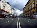 خیابان توِرسکایا یکی از قدیمی‌ترین و مشهورترین خیابان‌های مسکو و پنجمین خیابان گران در جهان است.[۳۴]