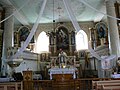 Altar im Innenraum der Kirche