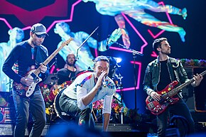 Coldplay - Global-Citizen-Festival Hamburg 14 (cropped).jpg