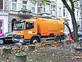 Aspirateur broyeur de feuilles mortes, de type FAUN VIAJET, avec un châssis Mercedes-Benz.